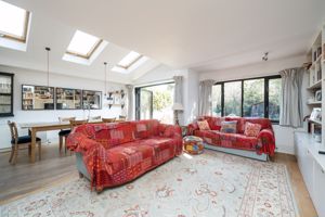 Photo 16- click for photo gallery